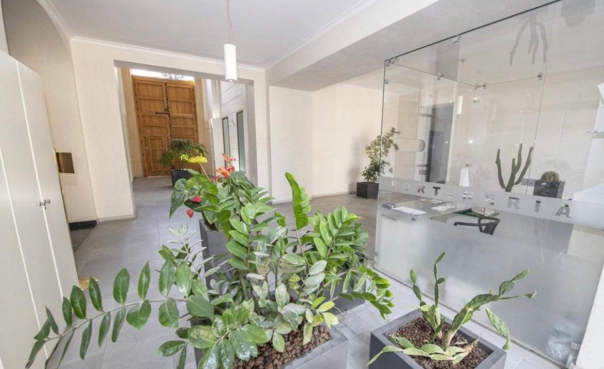 Gran Cancelliere Apartment With Parking Palermo Exterior photo