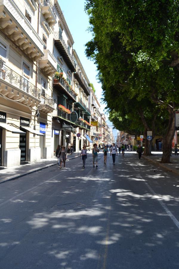 Gran Cancelliere Apartment With Parking Palermo Exterior photo